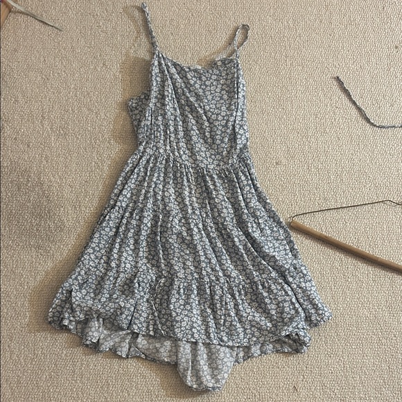 SHEIN Dresses & Skirts - SHEIN Blue Floral Backless Dress